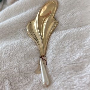 Vintage Gold Religious ( Madonna) Brooch w Pearl  - New